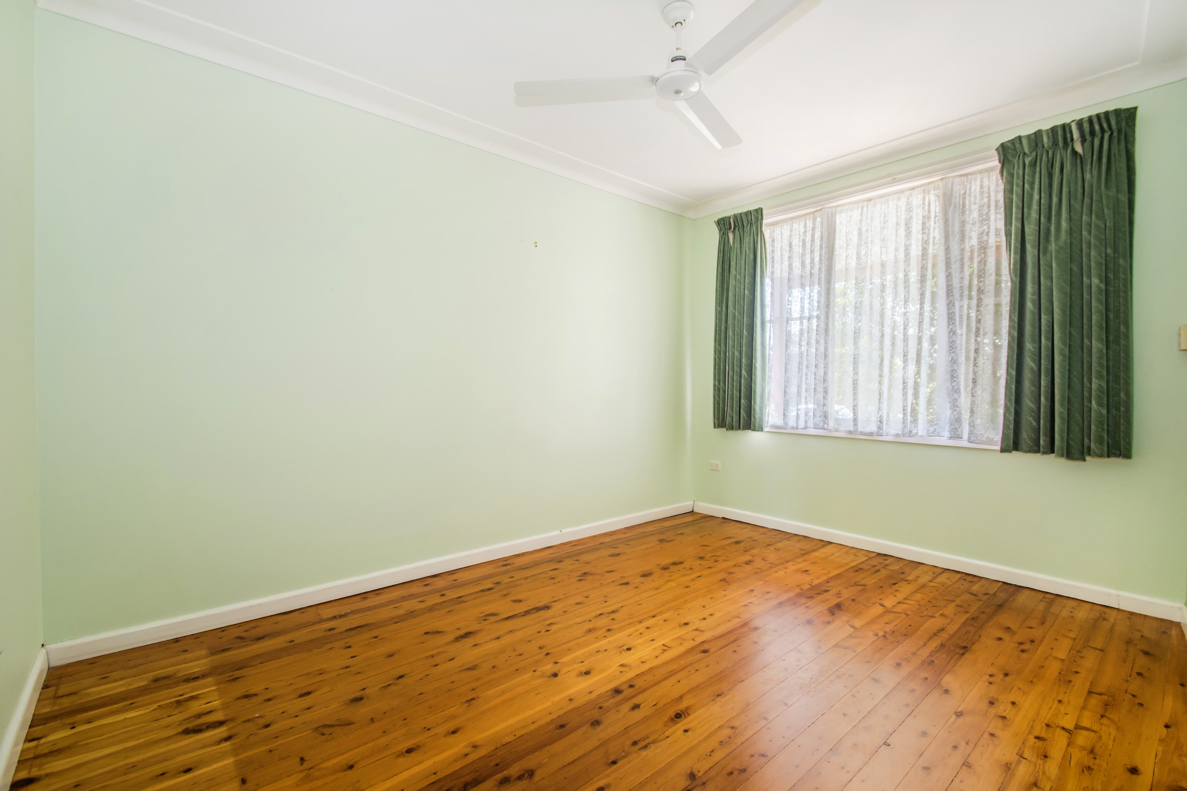 14 Dewdney Road, EMU PLAINS, Emu Plains - Thumbnail 4
