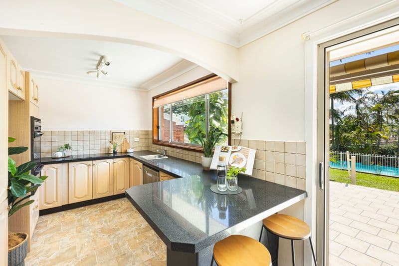 156 McIntosh Road, Beacon Hill - Thumbnail 4