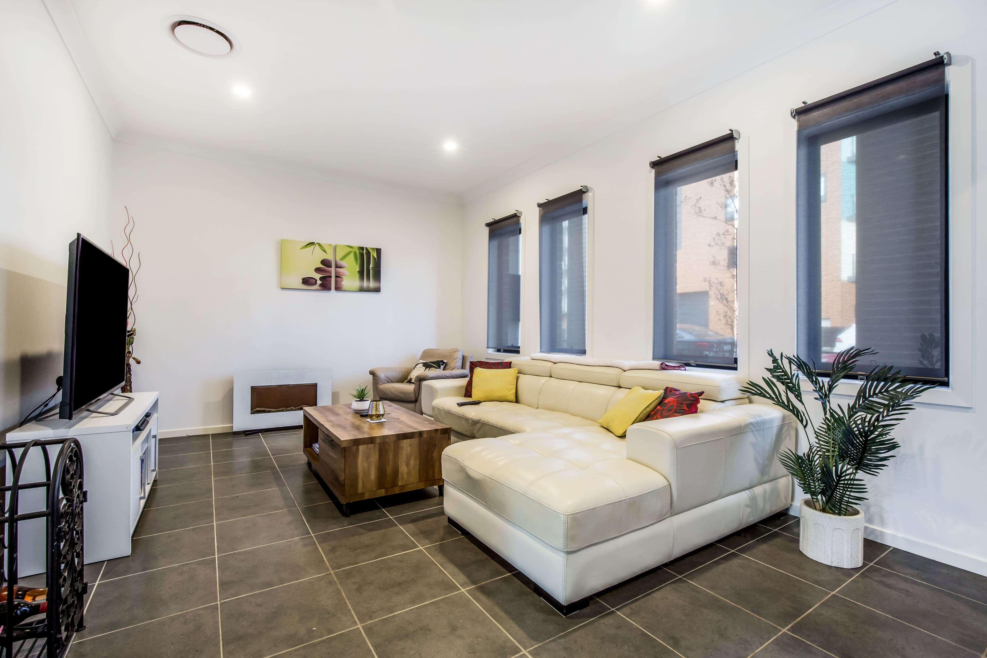 15 Thornton Drive, PENRITH, Penrith - Thumbnail 3