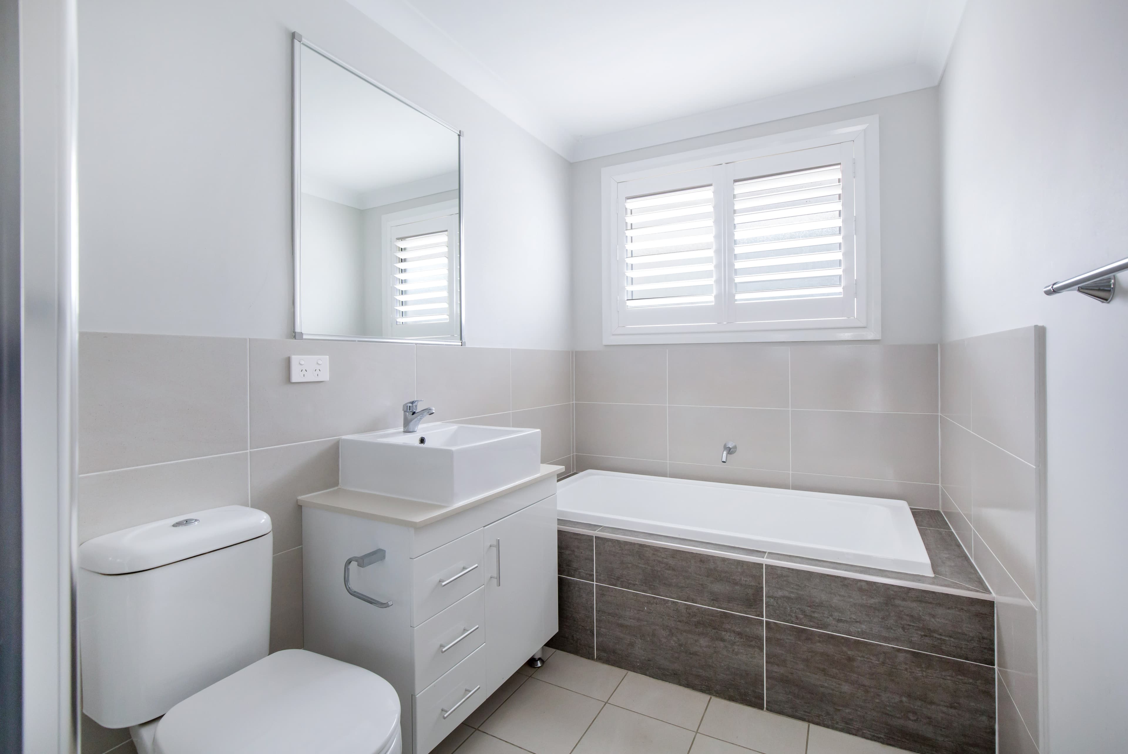 136 Lakeview Drive, CRANEBROOK, Cranebrook - Thumbnail 8
