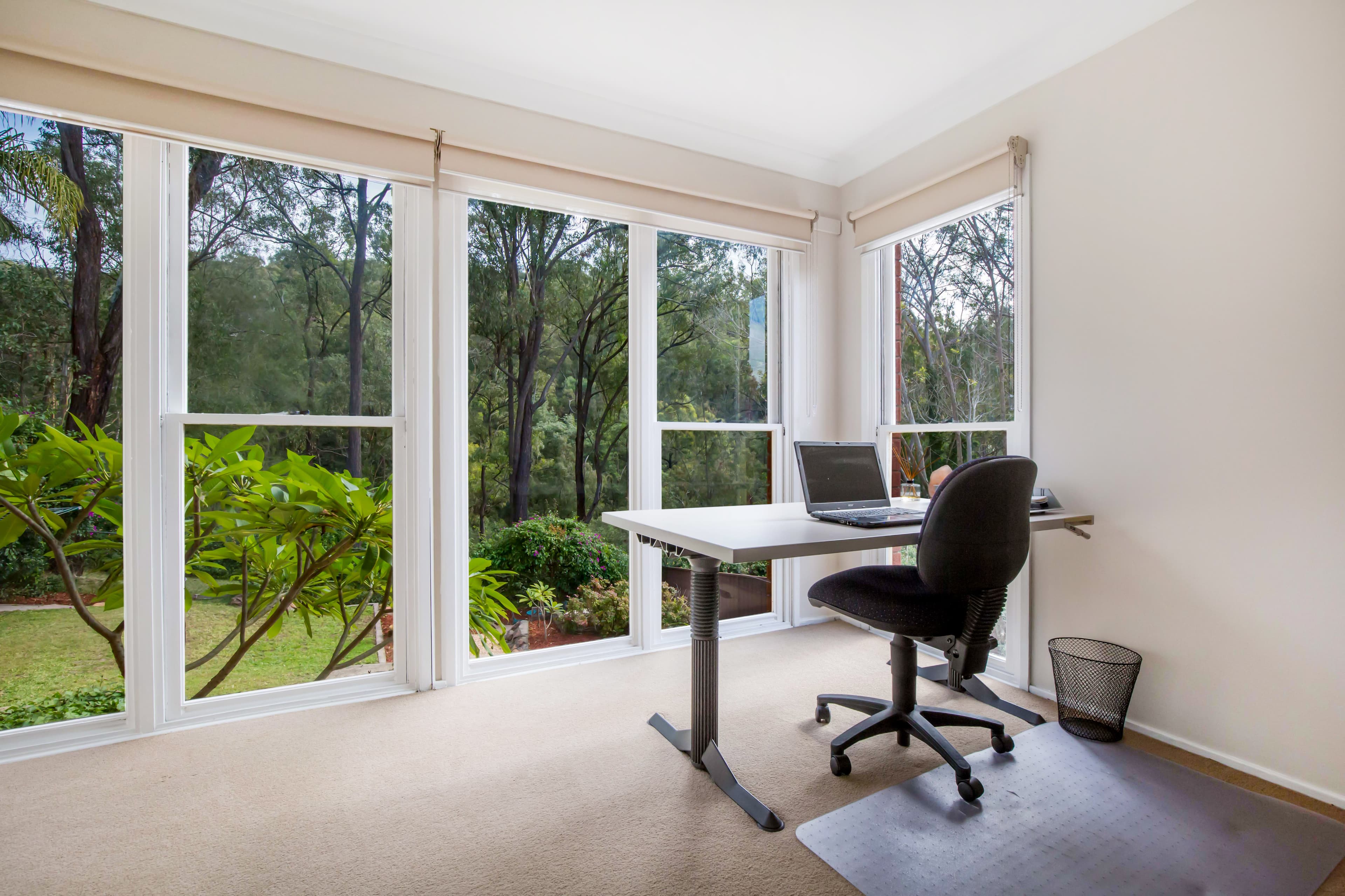 55 Greenhaven Drive, EMU HEIGHTS, Emu Heights - Thumbnail 4