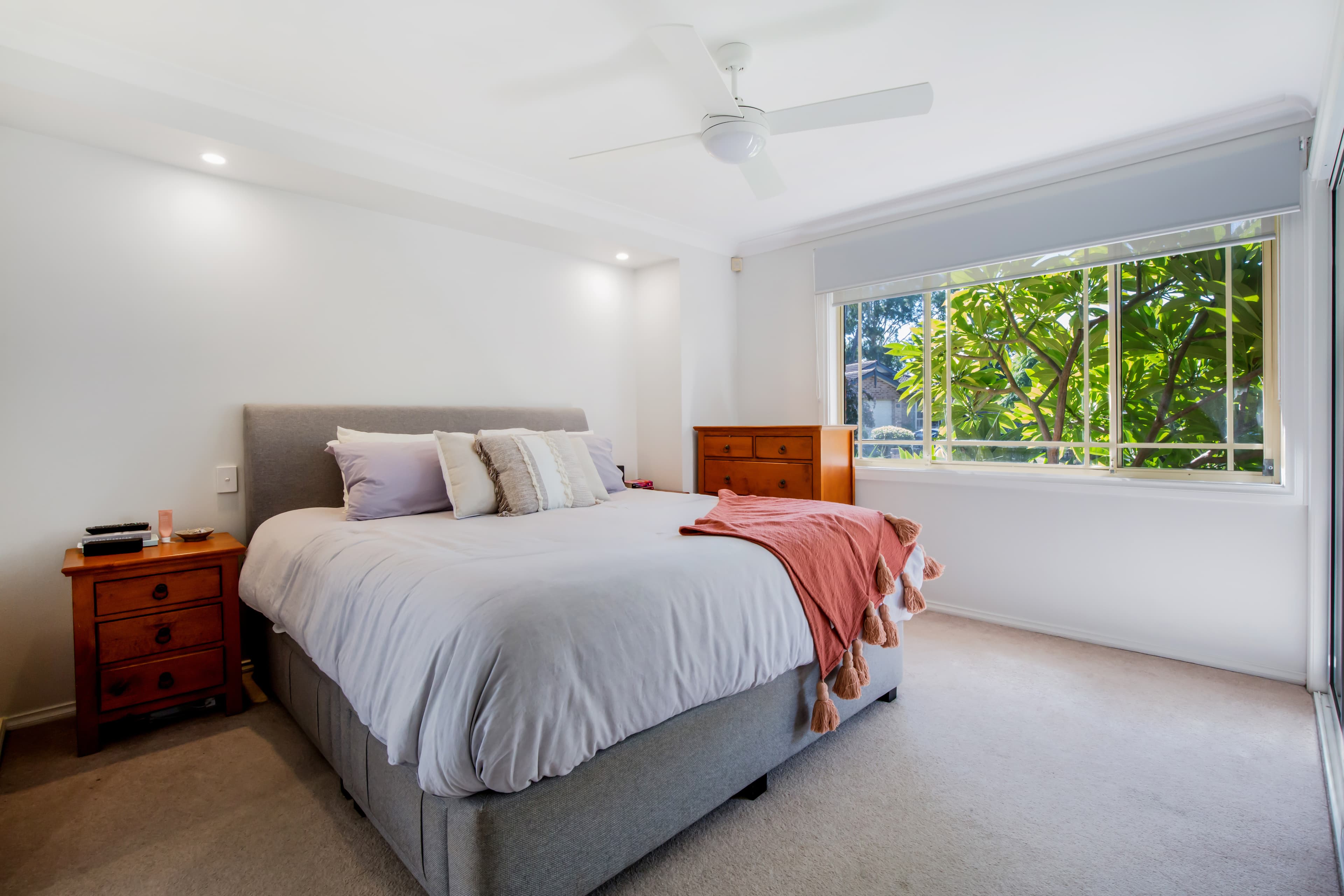 15 Friarbird Crescent, GLENMORE PARK, Glenmore Park - Thumbnail 3