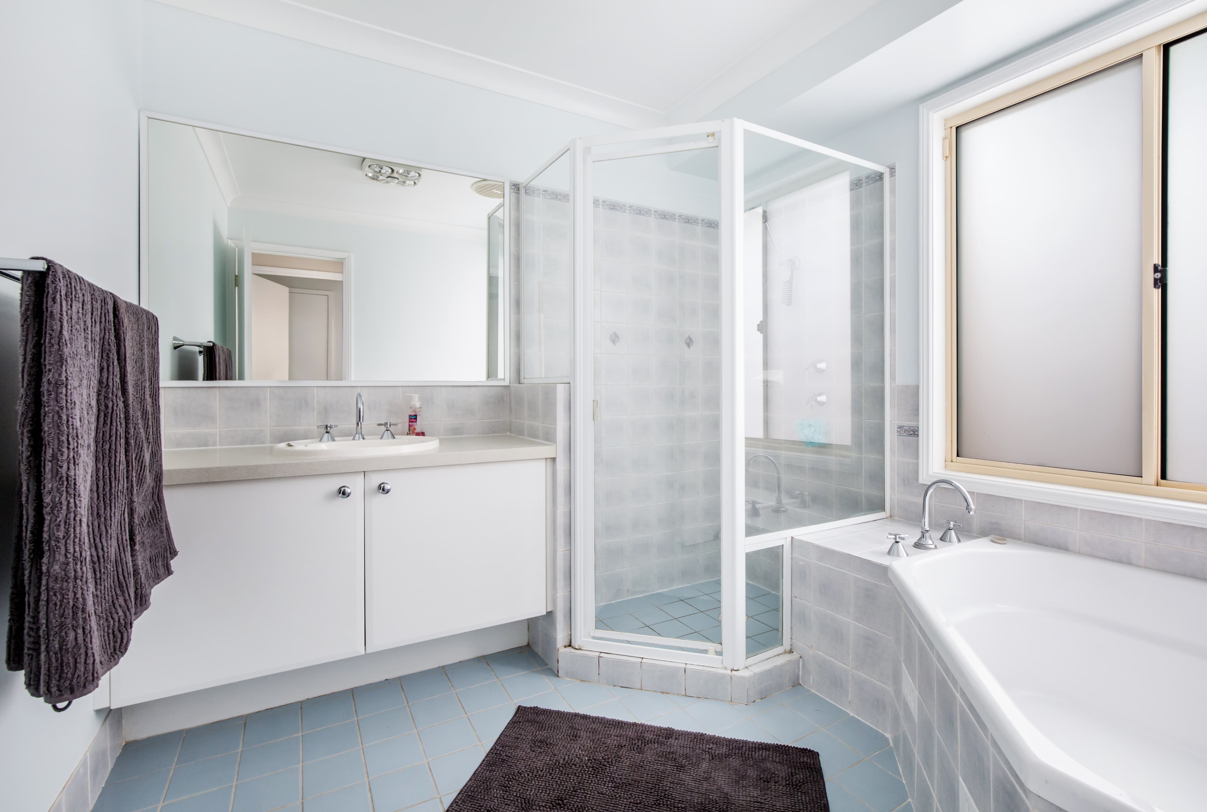 31 Woodlands Drive, GLENMORE PARK, Glenmore Park - Thumbnail 5