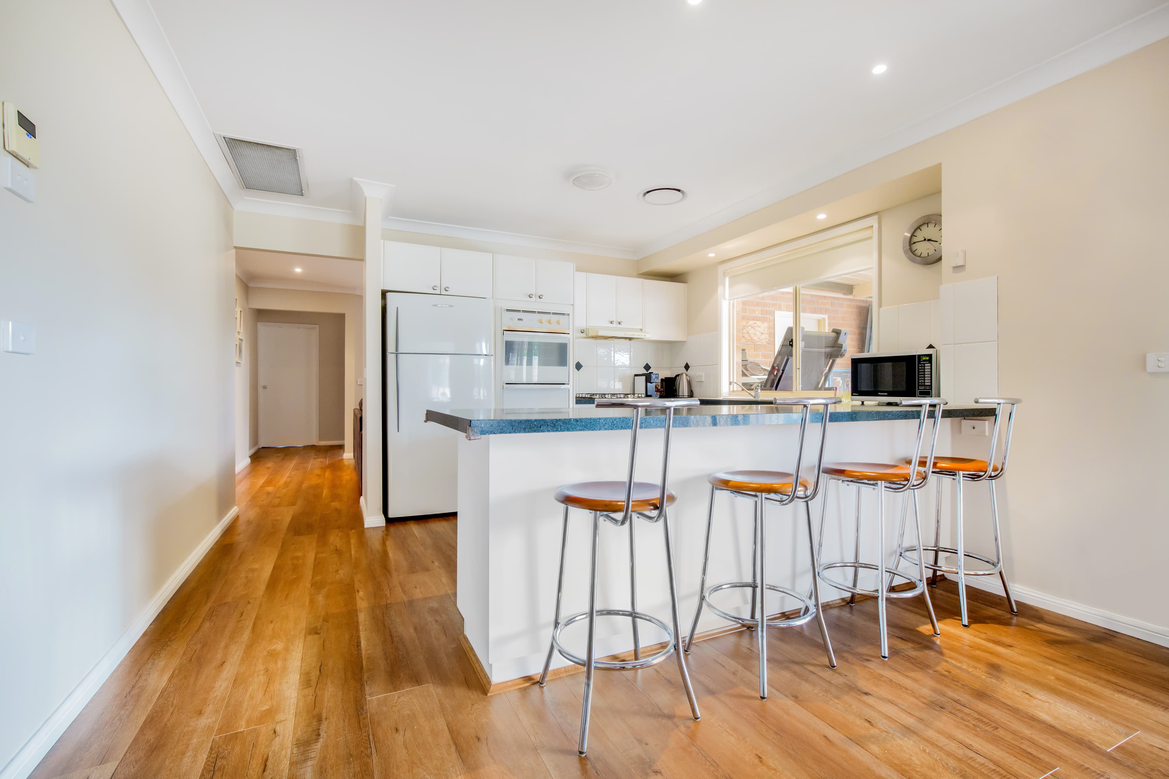 31 Woodlands Drive, GLENMORE PARK, Glenmore Park - Thumbnail 8