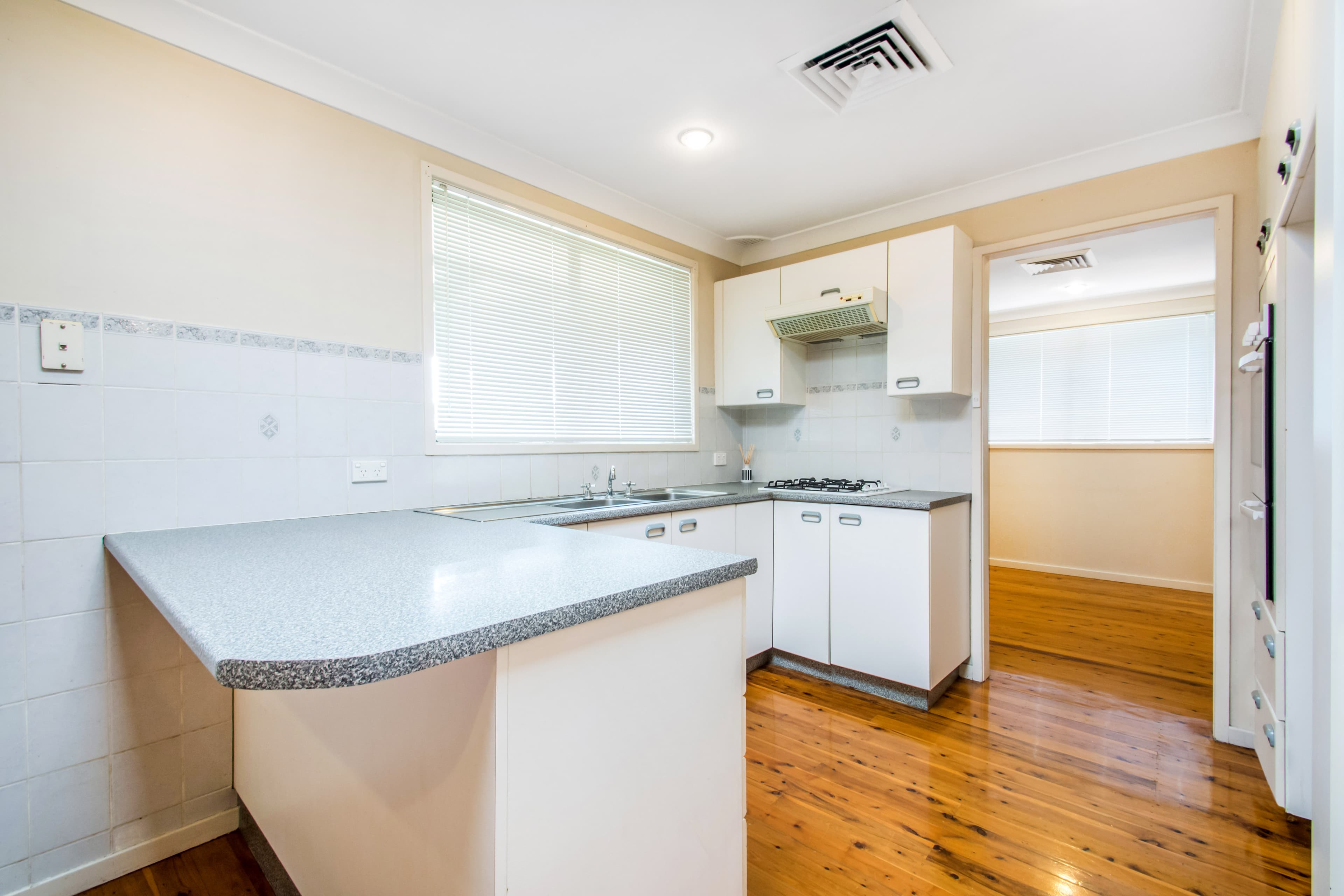 3 Fernhill Place, WERRINGTON DOWNS, Werrington Downs - Thumbnail 4