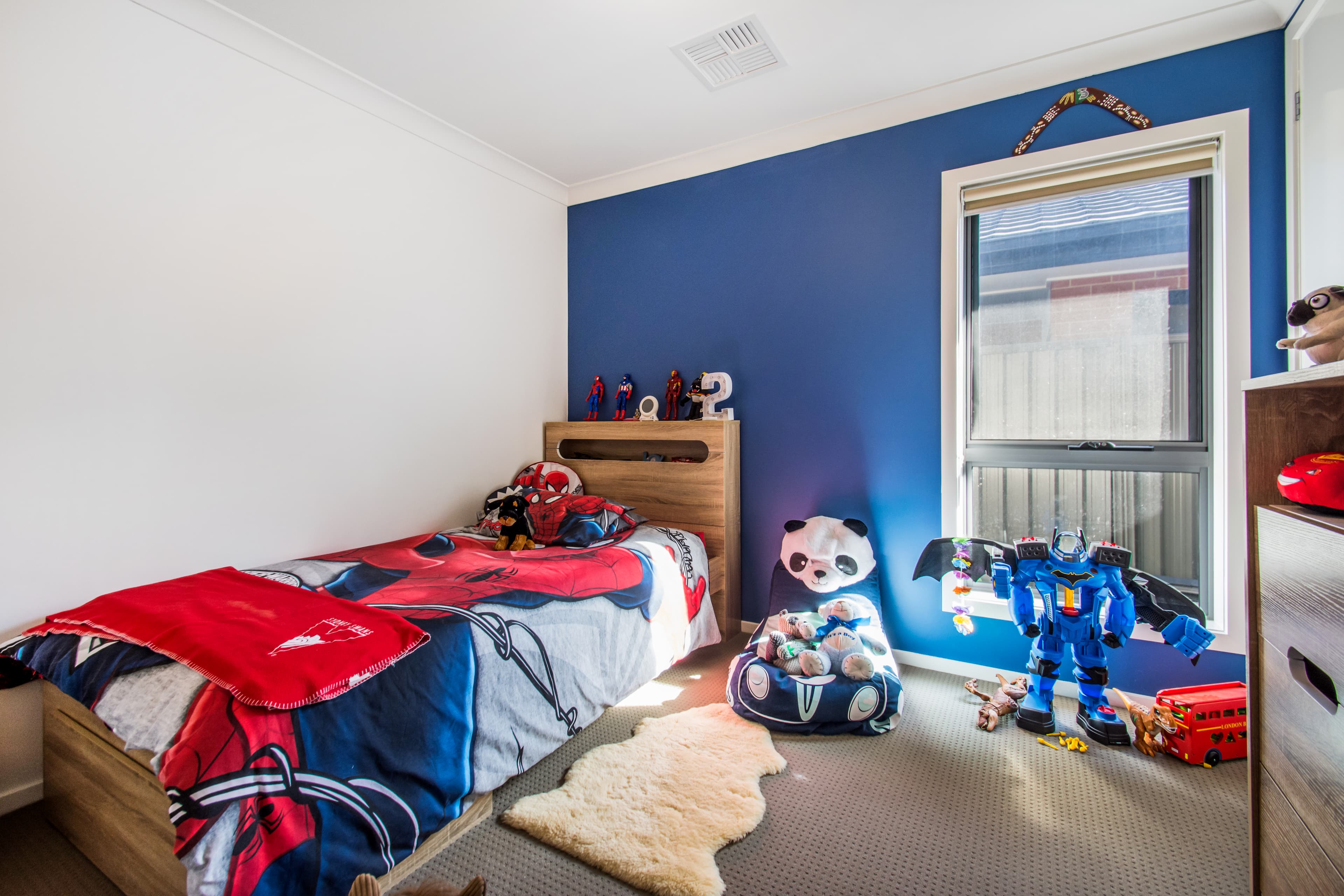 9 Loch Avenue, GLENMORE PARK, Glenmore Park - Thumbnail 6