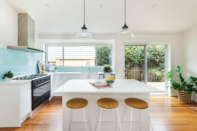 15 Stewart Avenue, Curl Curl - Thumbnail 4