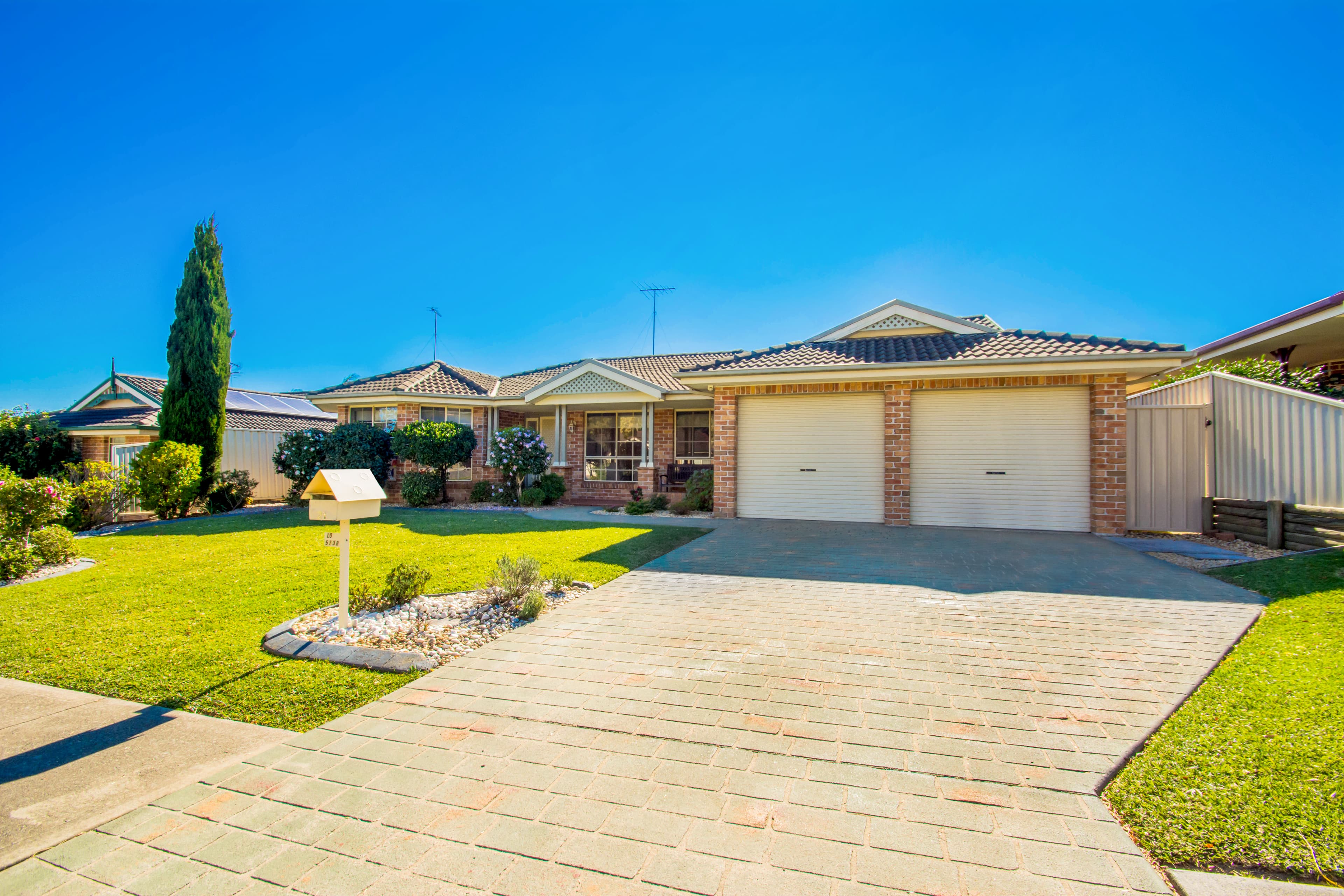 21 Woodlands Drive, GLENMORE PARK, Glenmore Park - Image 1