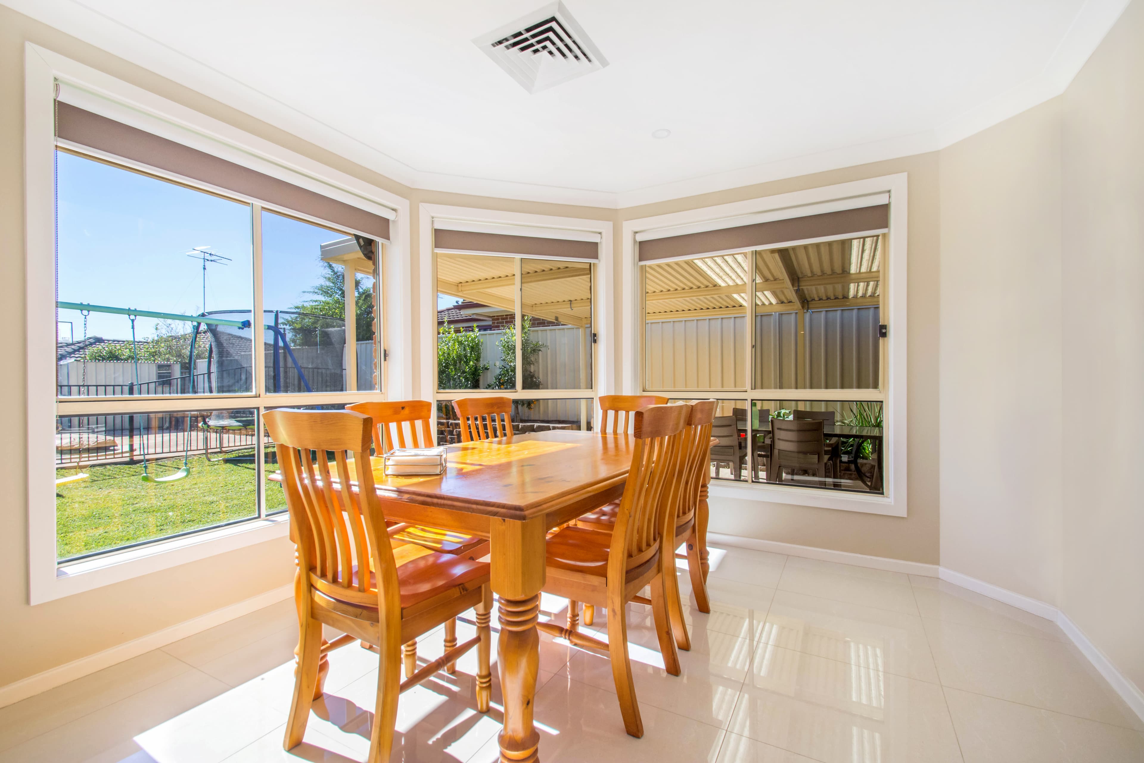 21 Woodlands Drive, GLENMORE PARK, Glenmore Park - Thumbnail 6