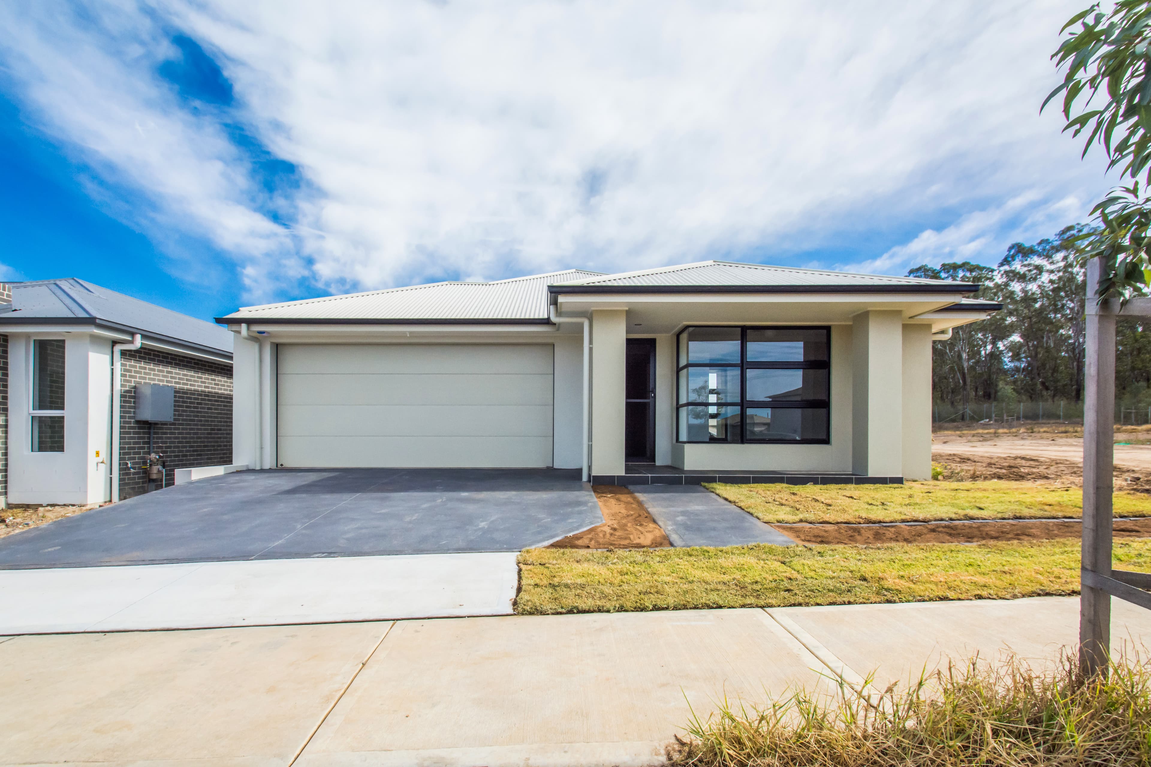 4 Lance Street, JORDAN SPRINGS, Jordan Springs - Thumbnail 2
