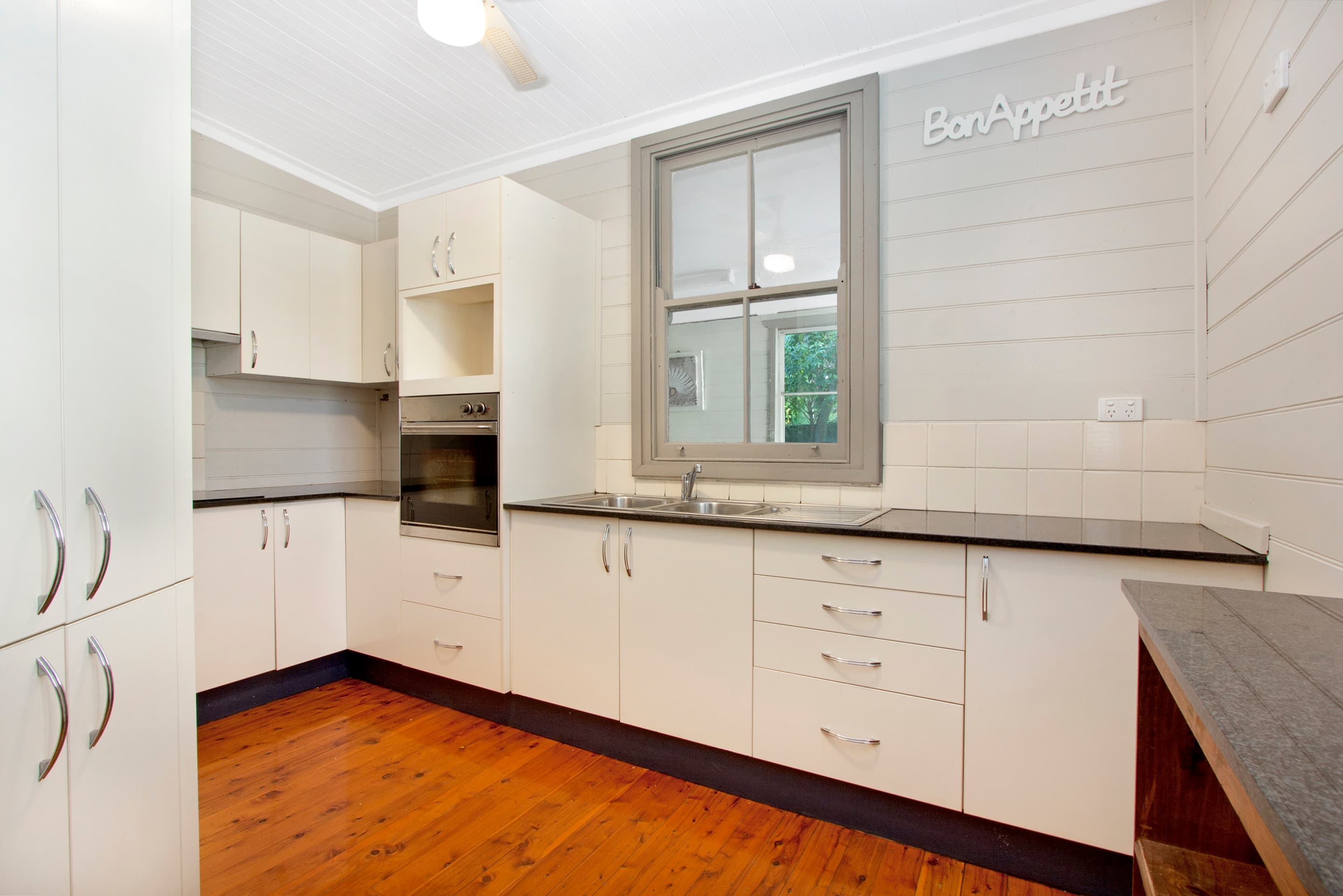 77 Lethbridge Street, PENRITH, Penrith - Thumbnail 2