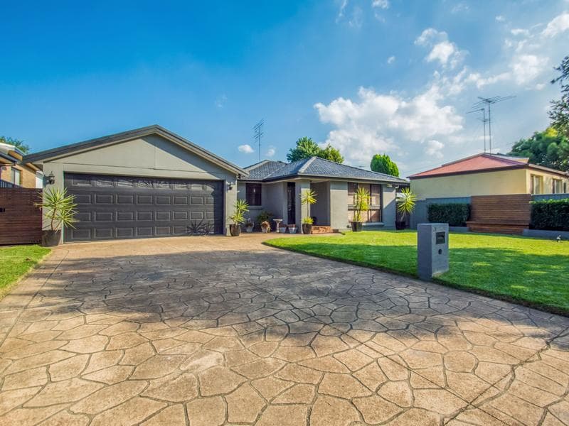 33 Scenic Circle, CRANEBROOK, Cranebrook - Thumbnail 2