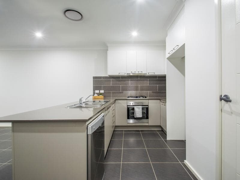 34 Fishburn Street, JORDAN SPRINGS, Jordan Springs - Thumbnail 6
