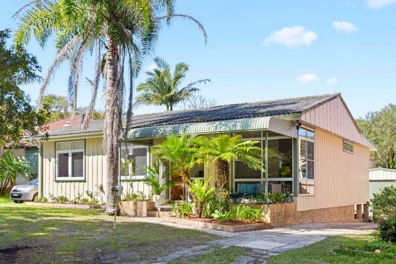 51 Campbell Avenue, Cromer - Thumbnail 3