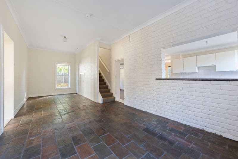 10 Kooloora Avenue, Freshwater - Thumbnail 3