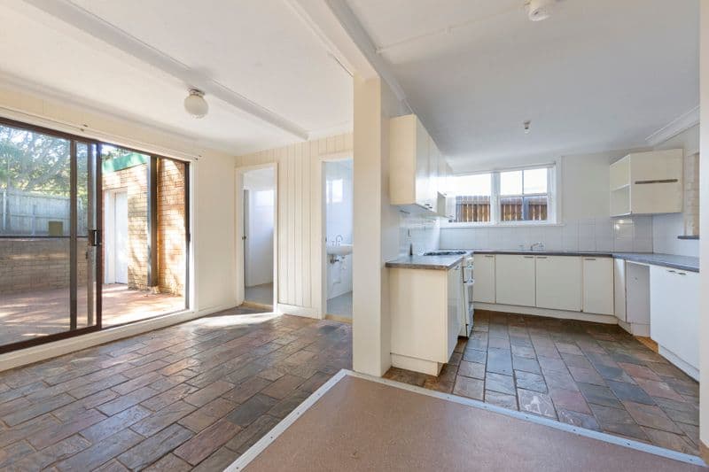 10 Kooloora Avenue, Freshwater - Thumbnail 6