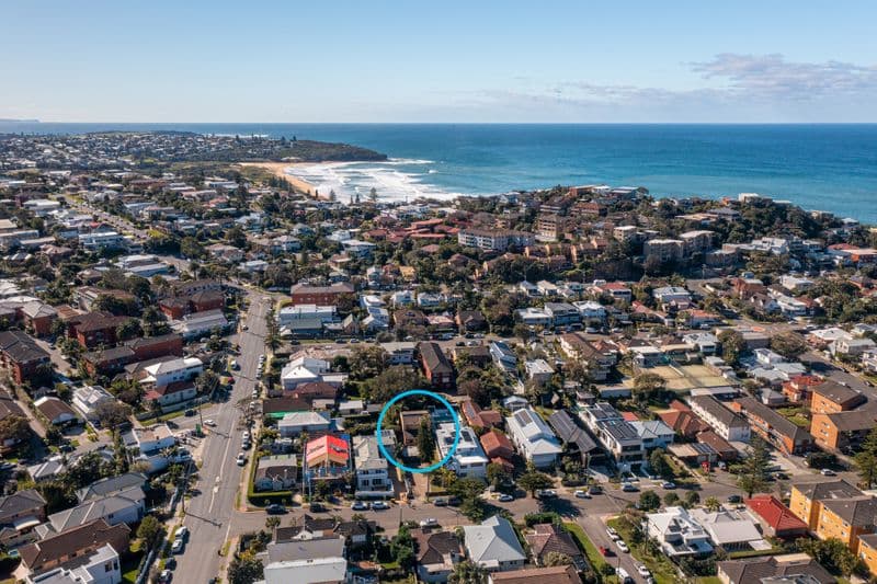 10 Kooloora Avenue, Freshwater - Thumbnail 8