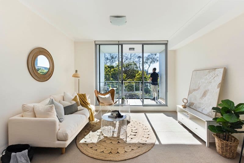 1105/10 Sturdee Parade, Dee Why - Thumbnail 2