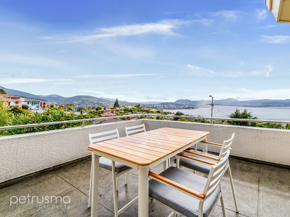 302 Churchill Avenue Sandy Bay TAS 7005, Sandy Bay - Thumbnail 8