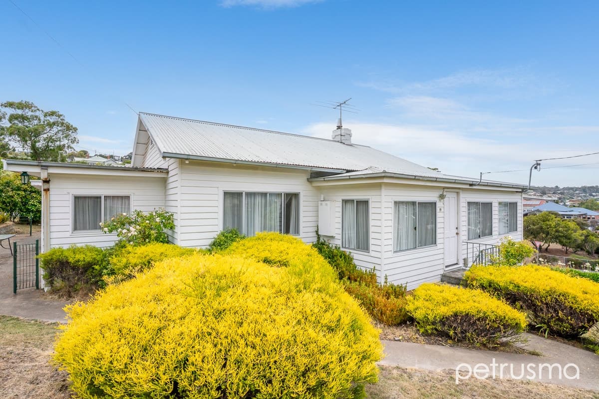 19 Rowitta Road Lindisfarne TAS 7015, Lindisfarne - Image 1