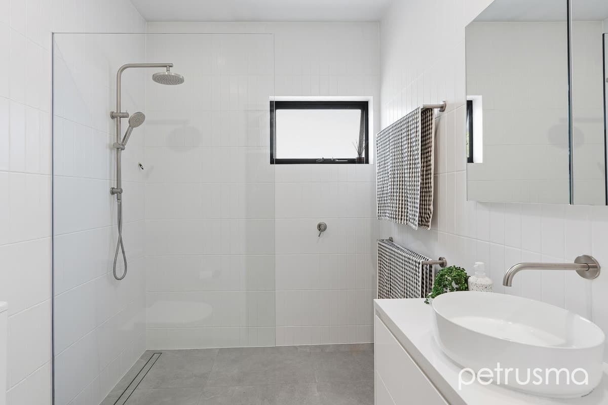 4 / 50 Mannata Street Lauderdale TAS 7021, Lauderdale - Thumbnail 8