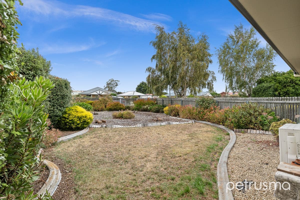 1 / 8-10 Torquay Drive Sorell TAS 7172, Sorell - Thumbnail 2