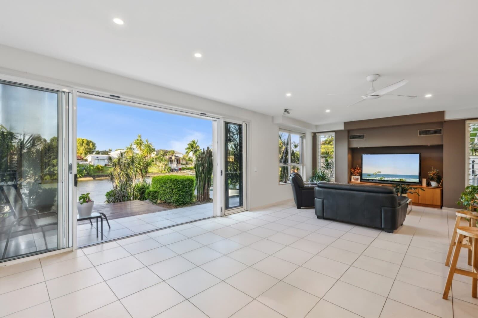 Benowa Waters QLD 4217, Benowa Waters - Thumbnail 7