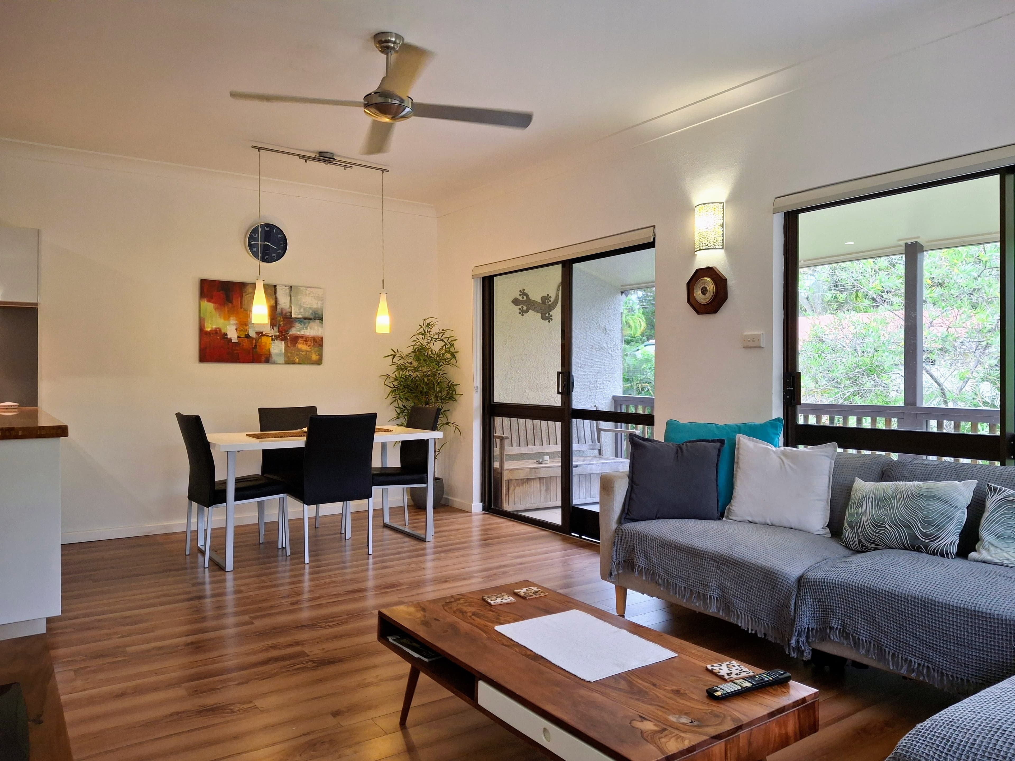 5/5 Tropic Court, PORT DOUGLAS QLD 4877, Port Douglas - Thumbnail 3