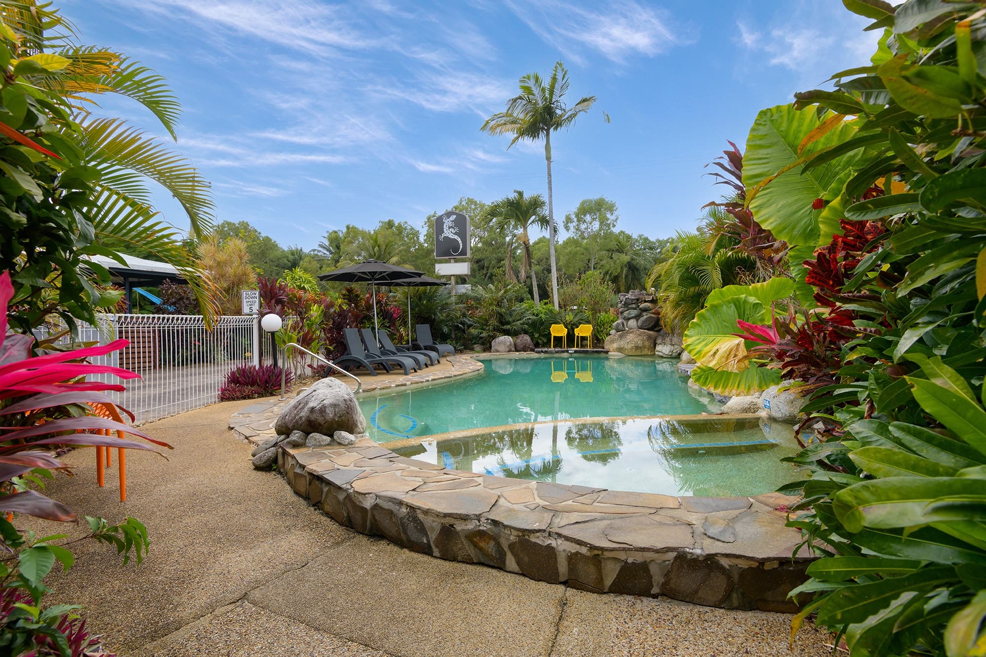 18/121 Davidson Street, PORT DOUGLAS QLD 4877, Port Douglas - Image 1