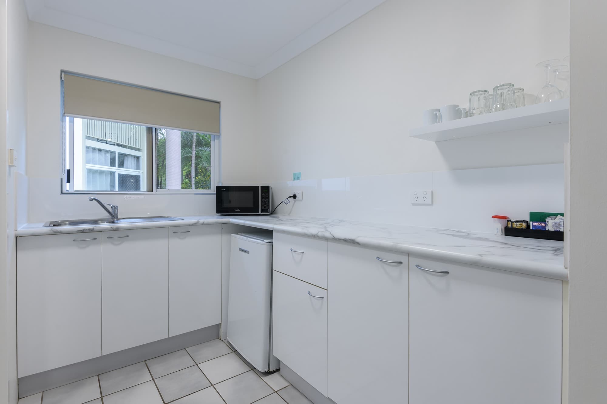 18/121 Davidson Street, PORT DOUGLAS QLD 4877, Port Douglas - Thumbnail 6