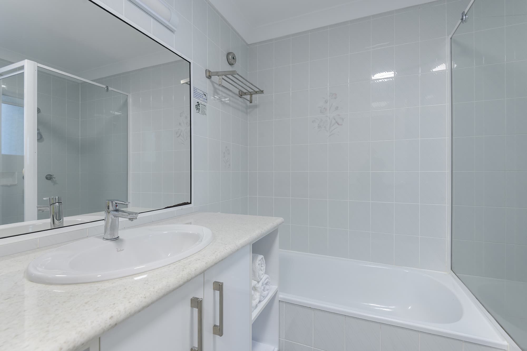 18/121 Davidson Street, PORT DOUGLAS QLD 4877, Port Douglas - Thumbnail 7