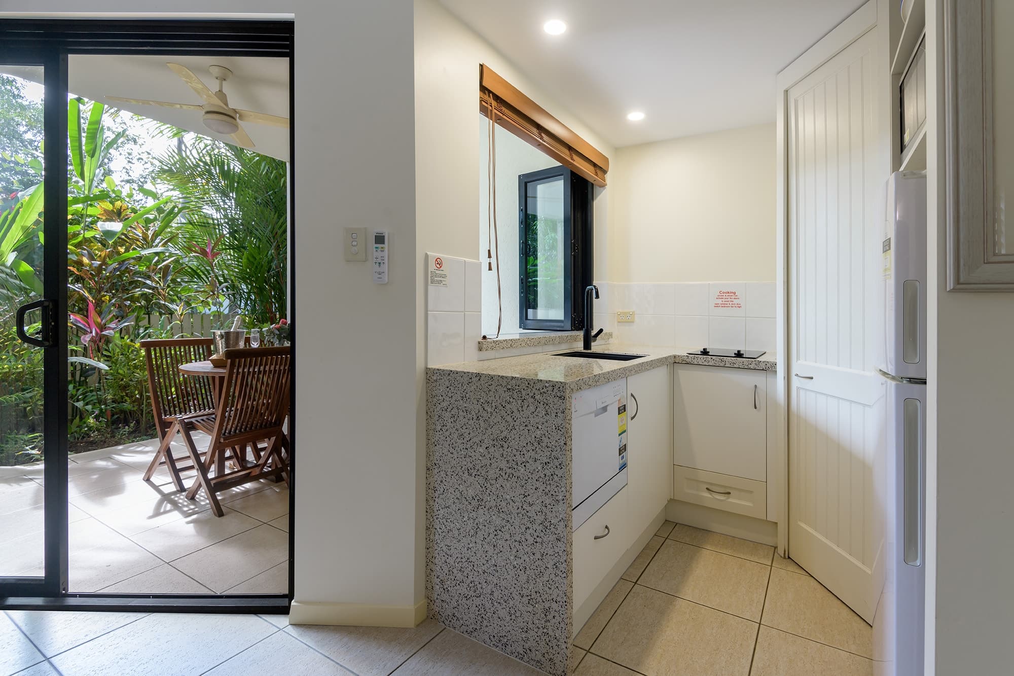 4/47 Davidson Street, PORT DOUGLAS QLD 4877, Port Douglas - Thumbnail 7
