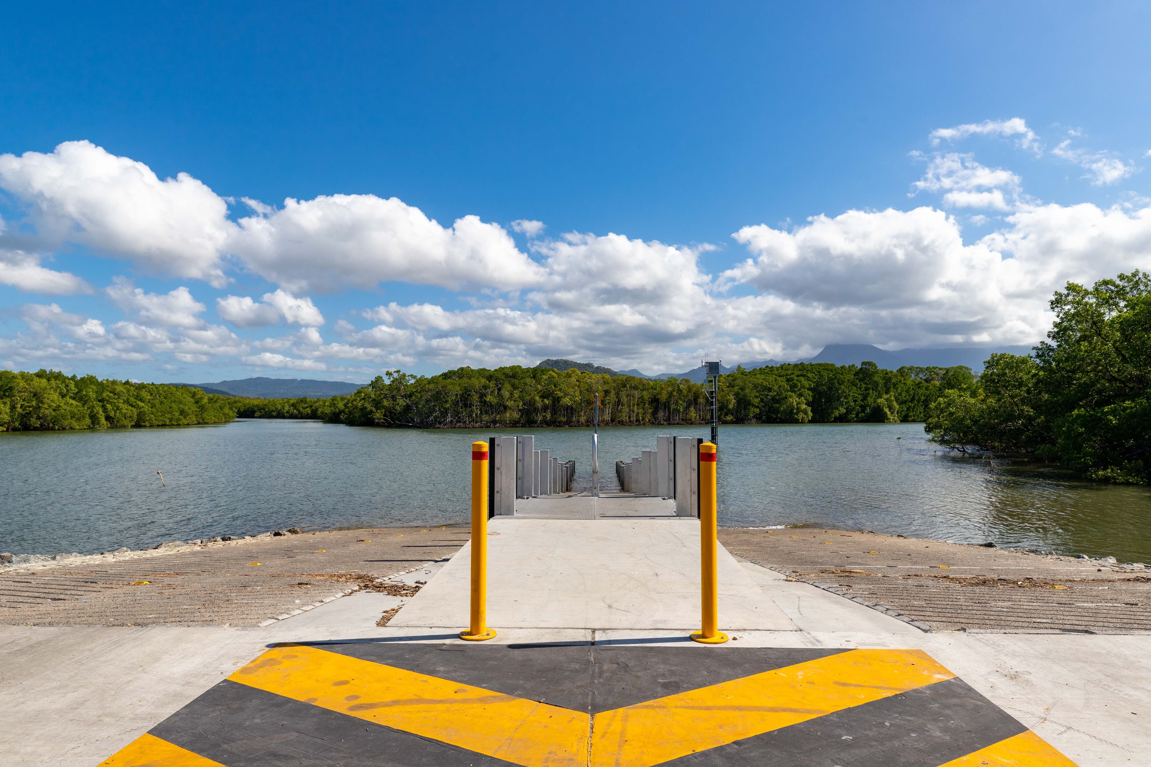 6 Rankin Street, NEWELL QLD 4873, Newell - Thumbnail 3