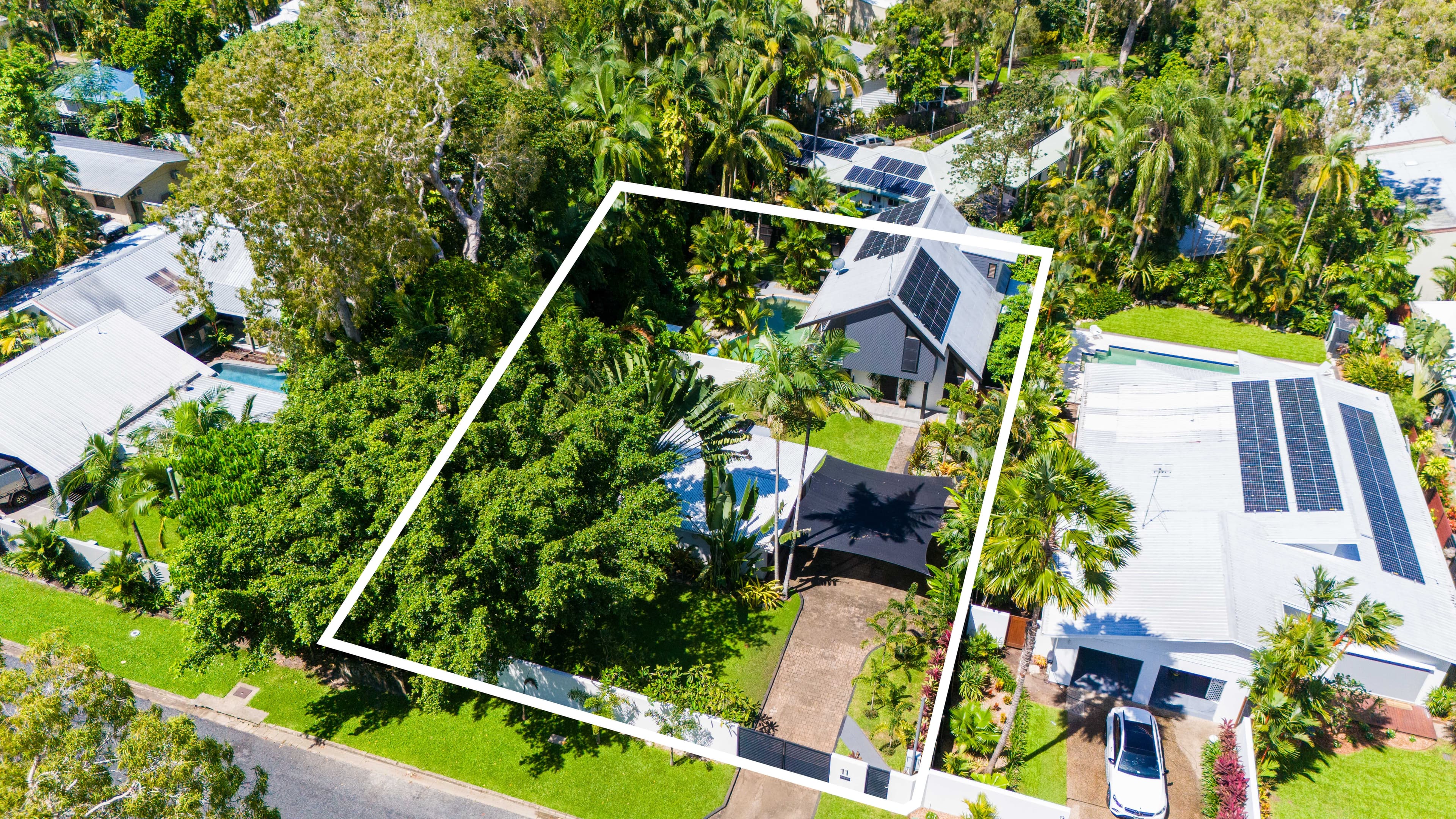 11 Langley Road, PORT DOUGLAS QLD 4877, Port Douglas - Image 1