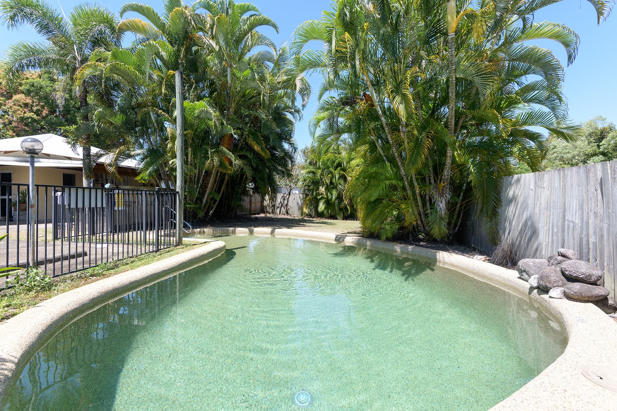 4/10-12 Albatross Close, COOYA BEACH QLD 4873, Cooya Beach - Thumbnail 5