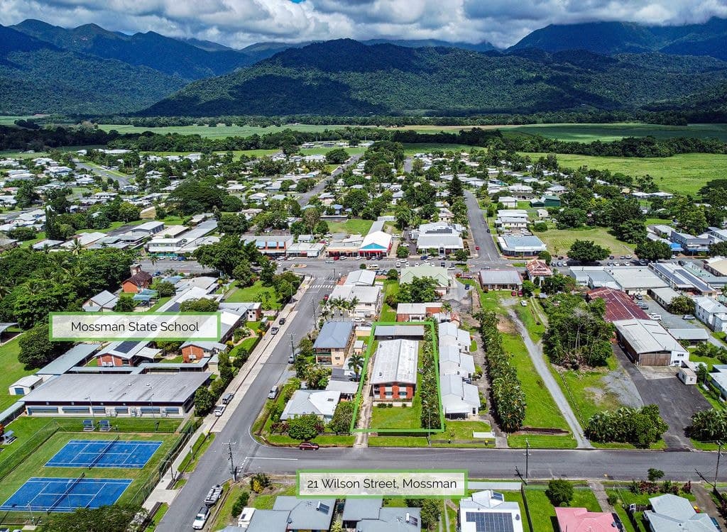 21 Wilson Street, MOSSMAN QLD 4873, Mossman - Thumbnail 5