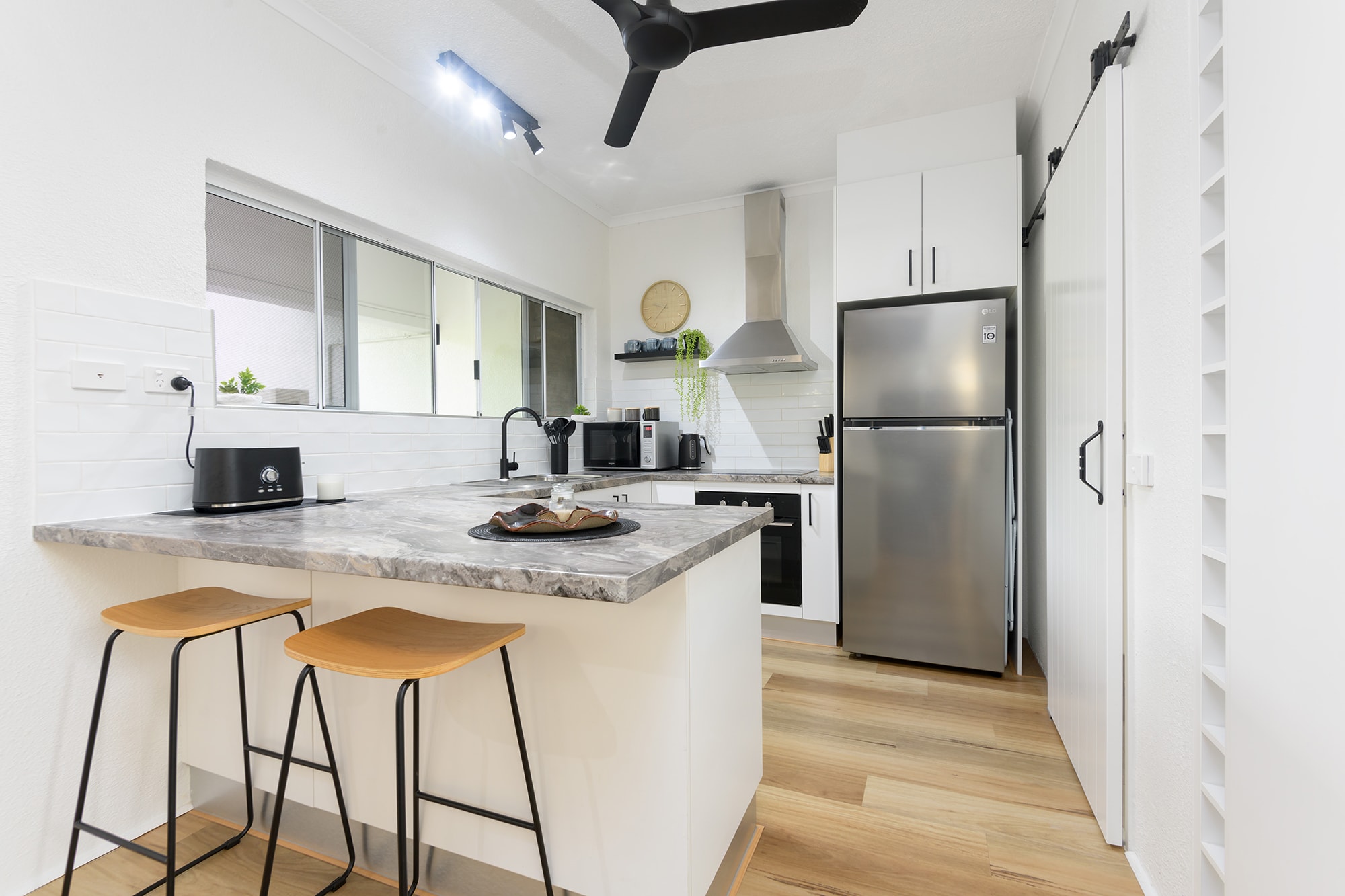 84/121-137 Port Douglas Road, PORT DOUGLAS QLD 4877, Port Douglas - Thumbnail 2