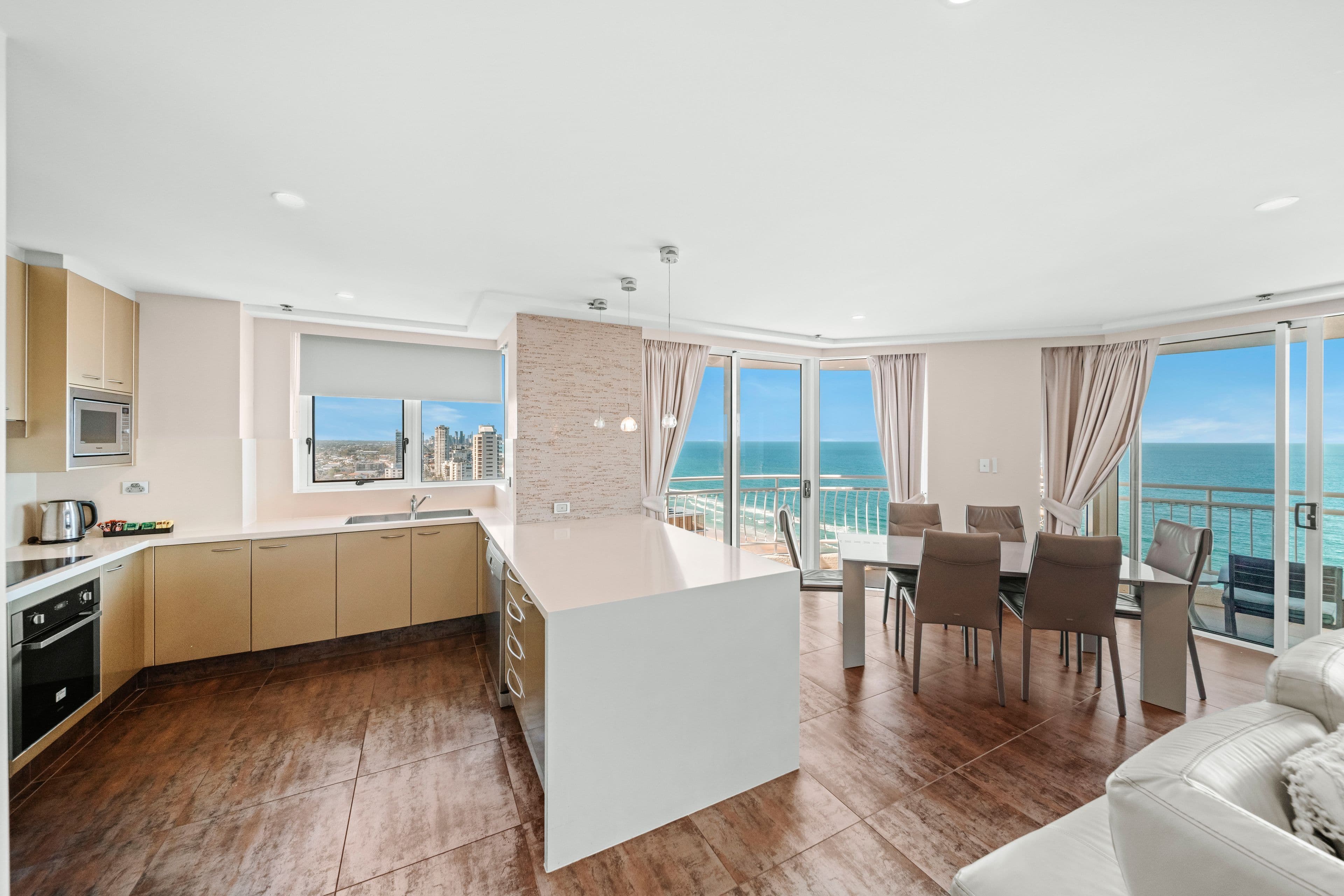 25D/3 Second Avenue, Burleigh Heads QLD 4220, Burleigh Heads - Thumbnail 3