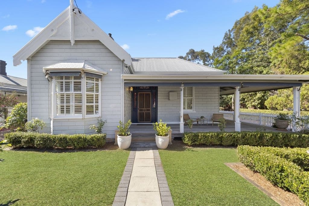 21 Paterson Road, Bolwarra - Image 1