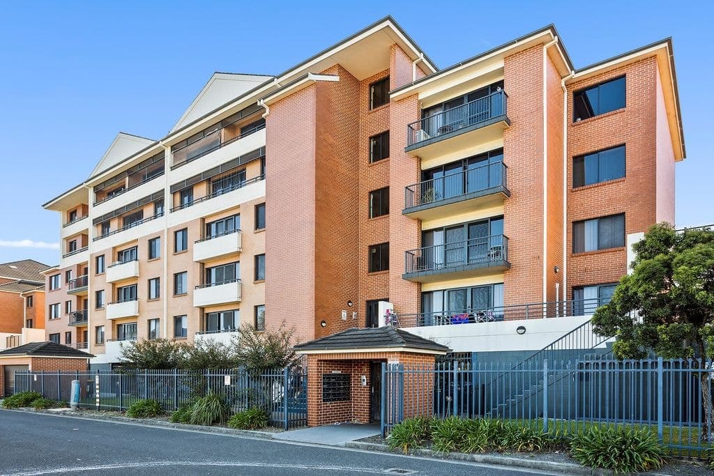 73/214-220 Princes Highway, Fairy Meadow - Image 1