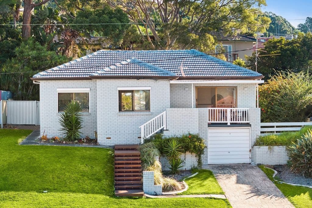 6 Baker Place, Mount Warrigal - Image 1