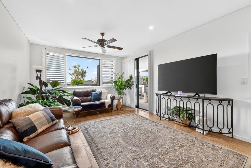5/65 Scenic Highway, Terrigal - Thumbnail 2