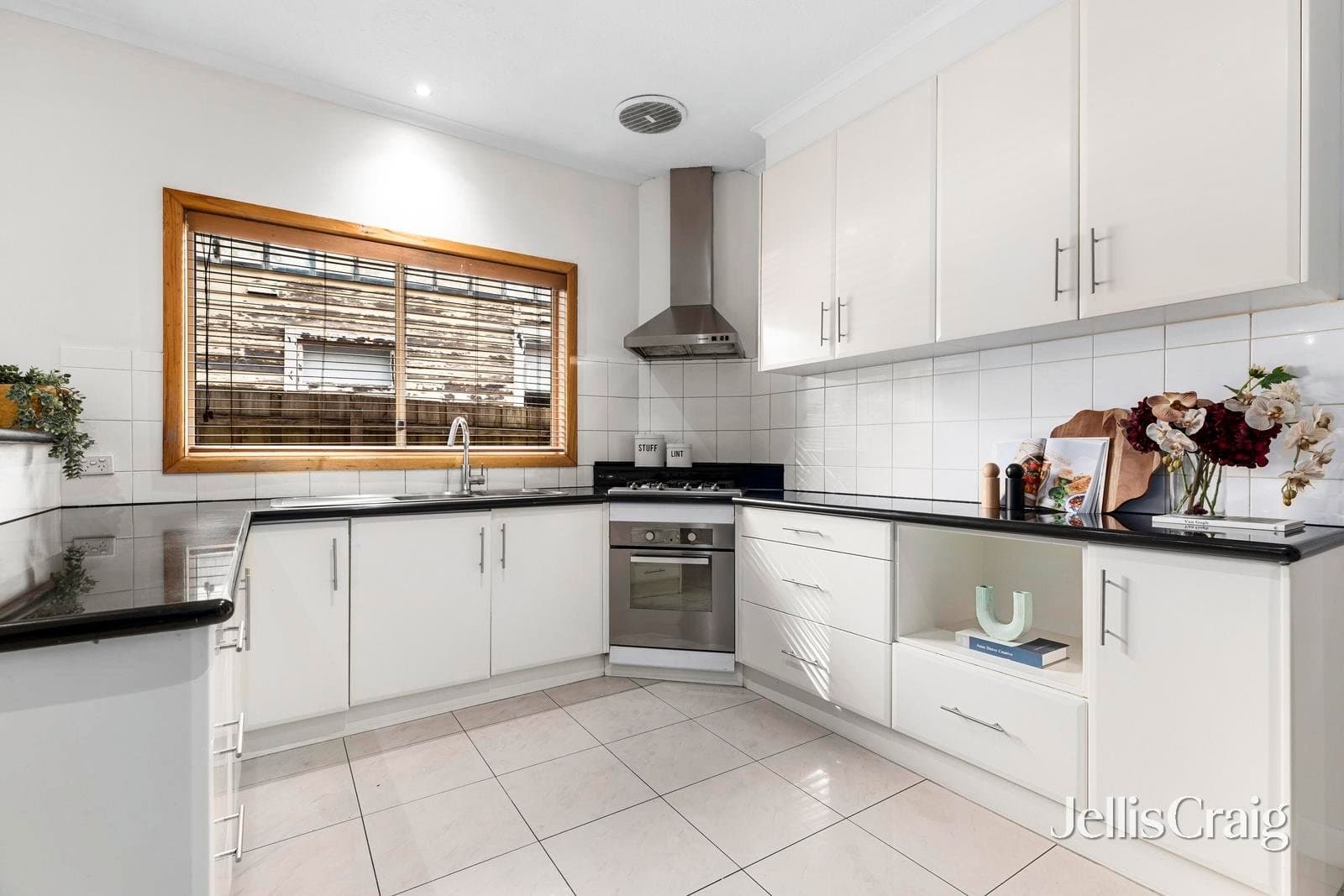 42 Agnes Street, Noble Park, Noble Park - Thumbnail 7