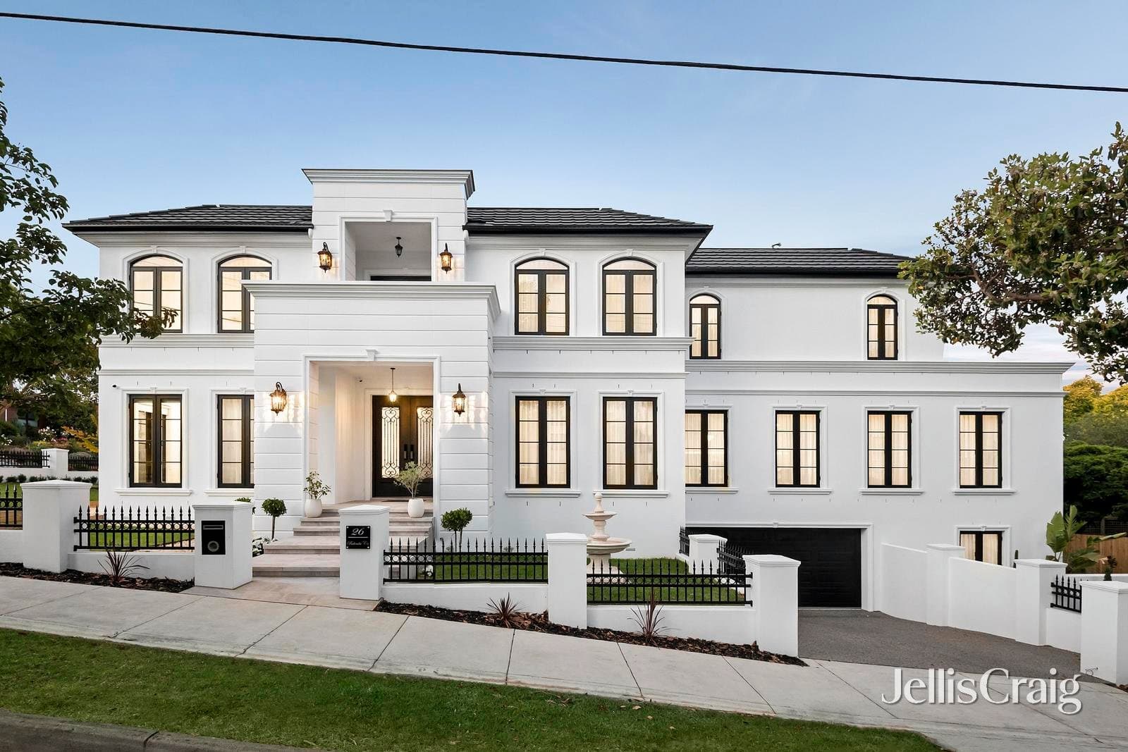 26 Belinda Crescent, Doncaster East, Doncaster East - Thumbnail 2