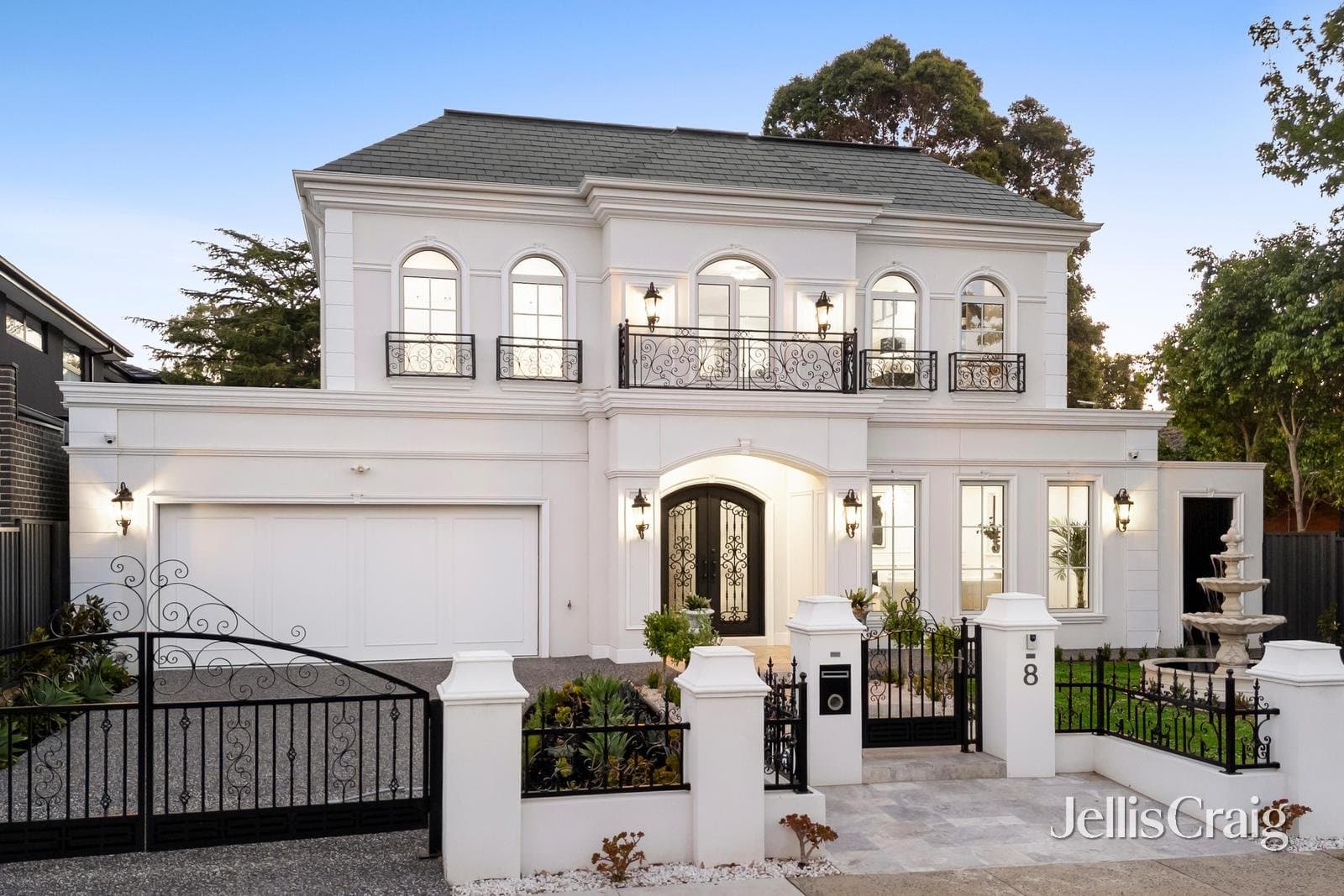 8 St Albans Street, Mount Waverley, Mount Waverley - Thumbnail 3