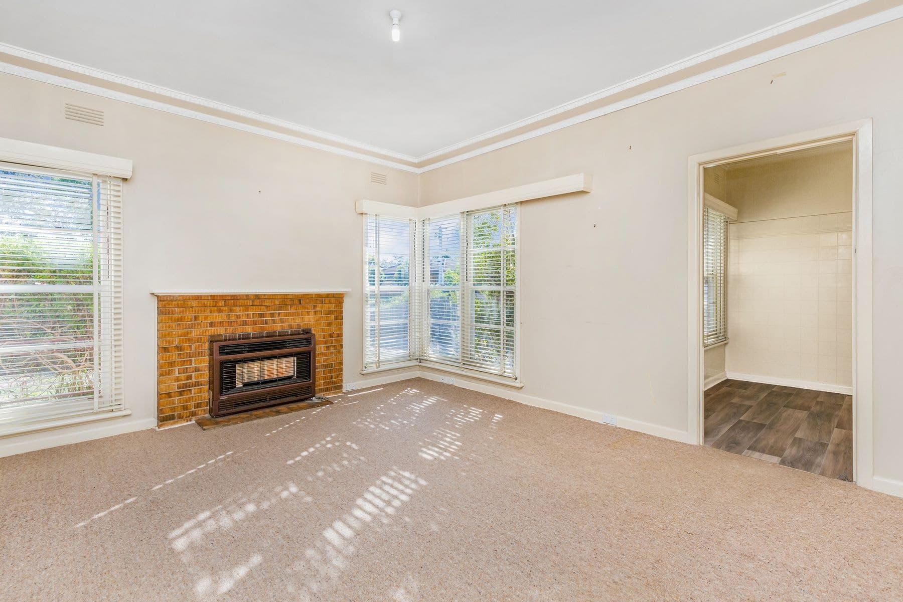 22 Ewing Court, Flora Hill VIC 3550, Flora Hill - Thumbnail 3