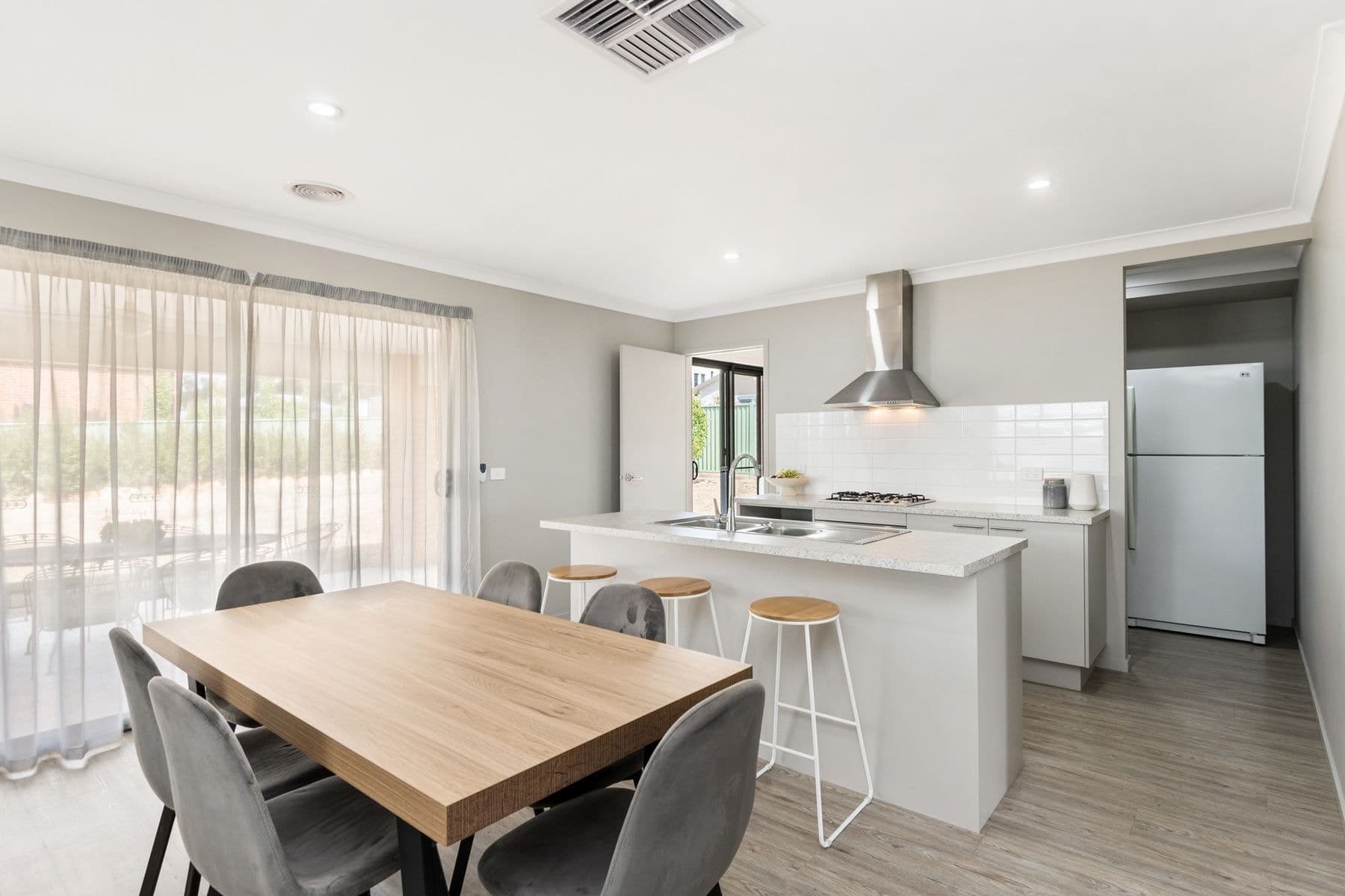 57 Lanark Drive, Junortoun VIC 3551, Junortoun - Thumbnail 3