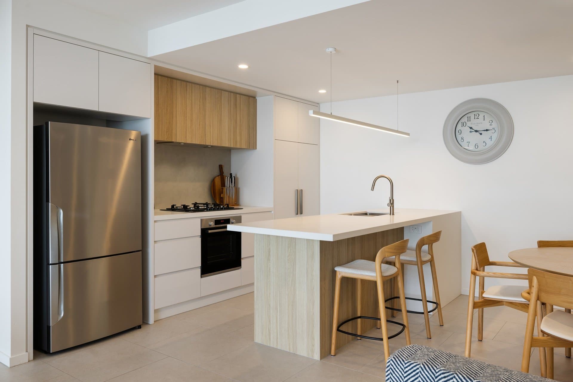 144/25 Woodroffe Avenue, Main Beach - Thumbnail 6