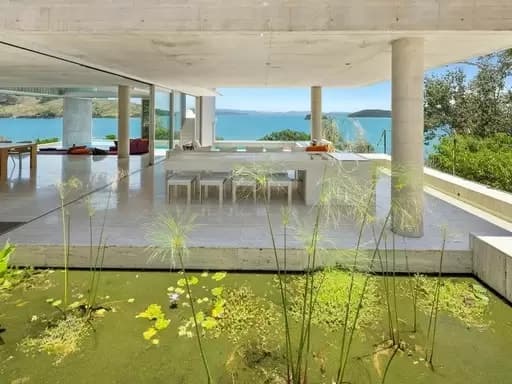 Hamilton Island, Hamilton Island - Image 1