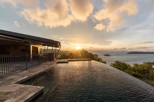 Hamilton Island, Hamilton Island - Image 1